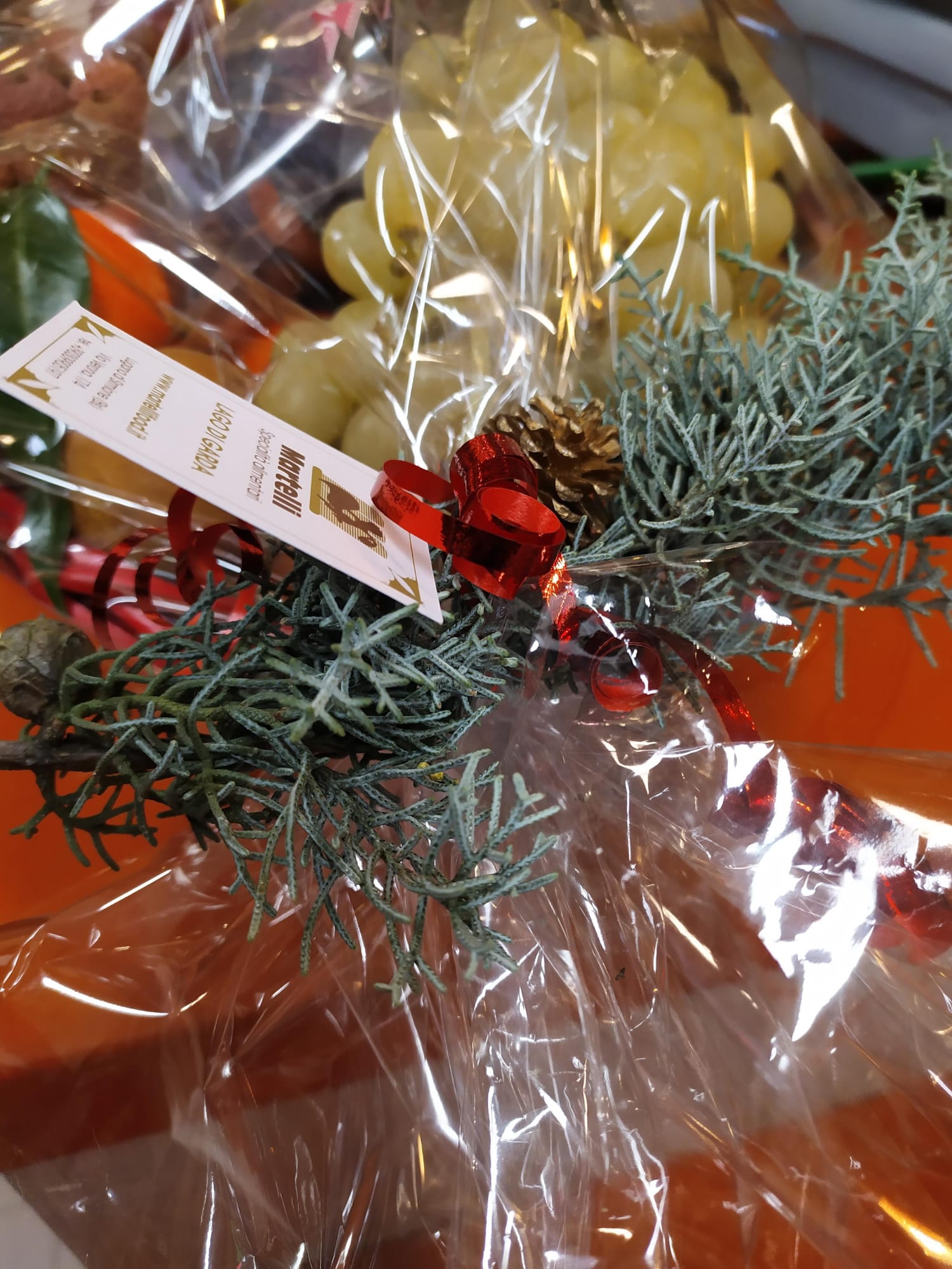 Vini Garda DOC e Lugana per cesti regalo pasquali e natalizi